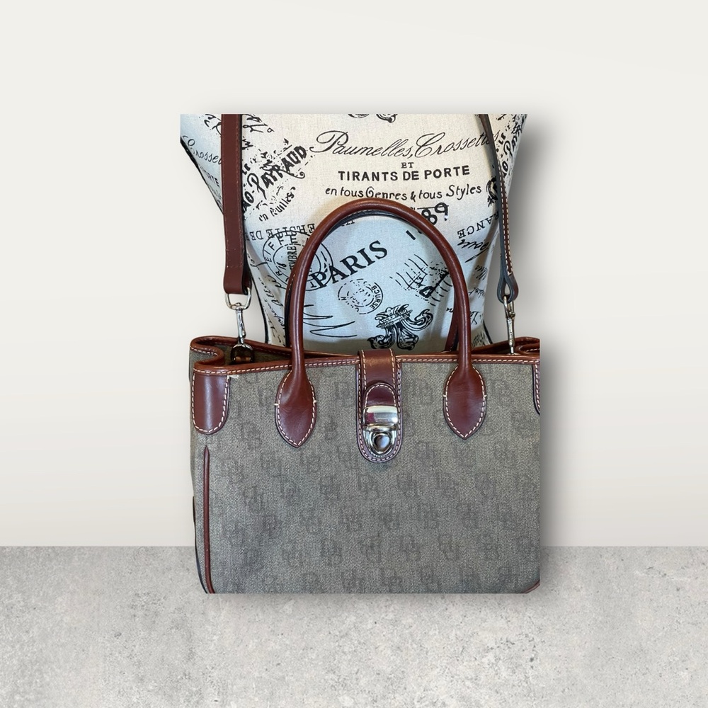 Dooney & Buorke Purse